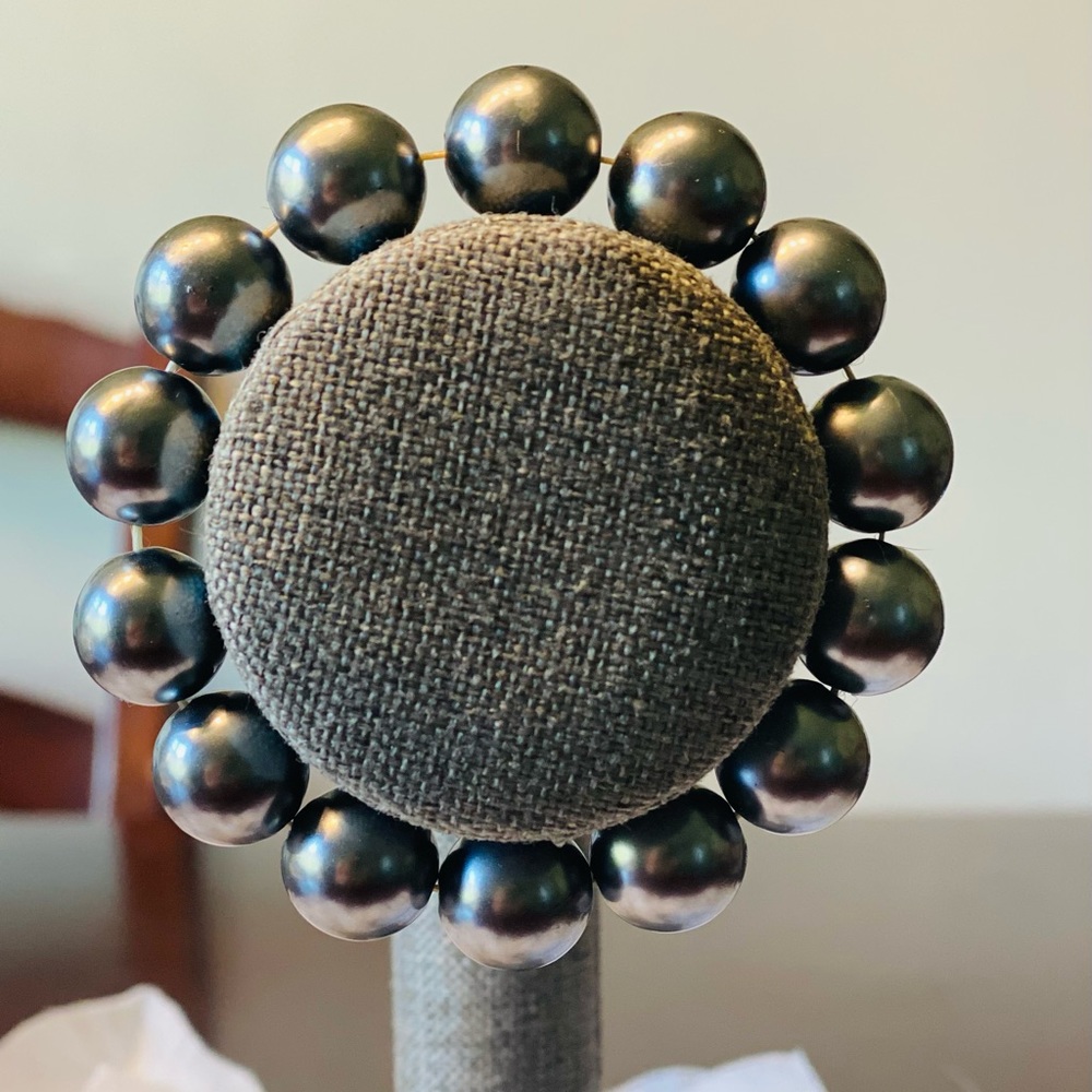 Synthetic bead bracelet